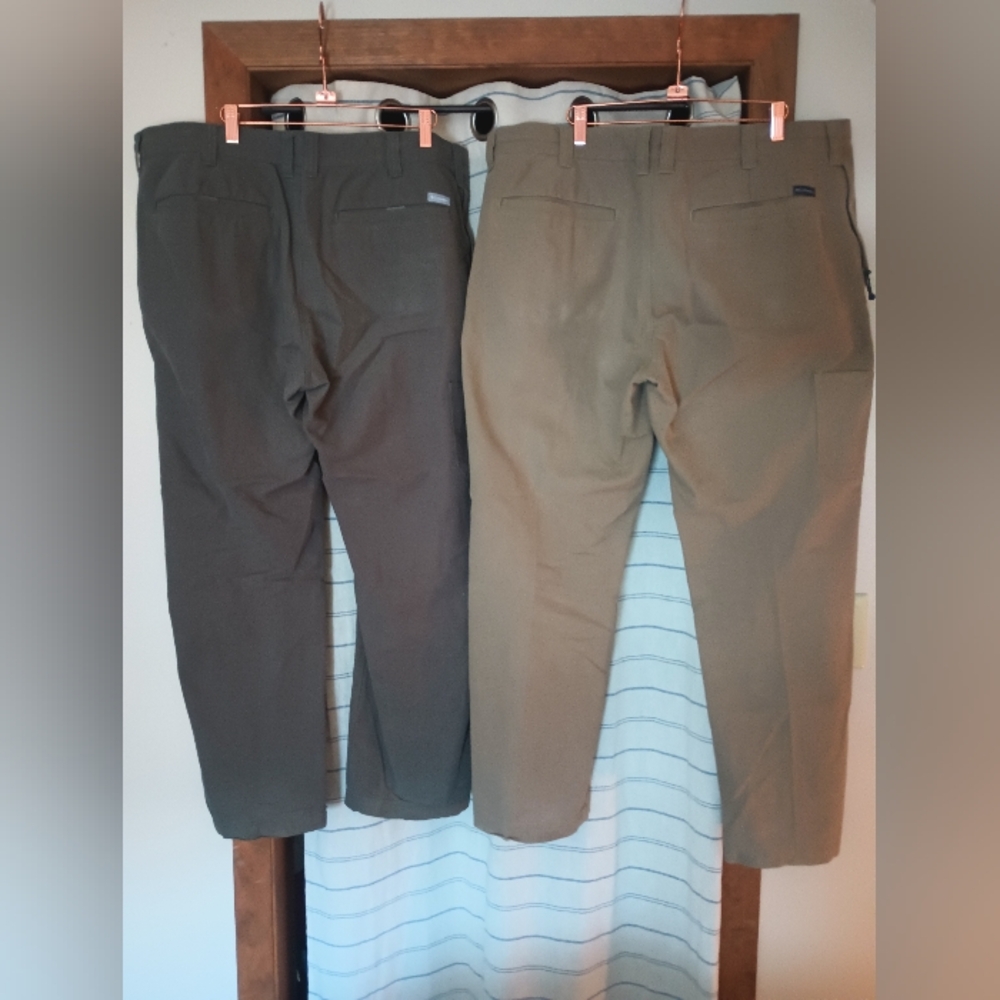 Columbia Men's Chinos